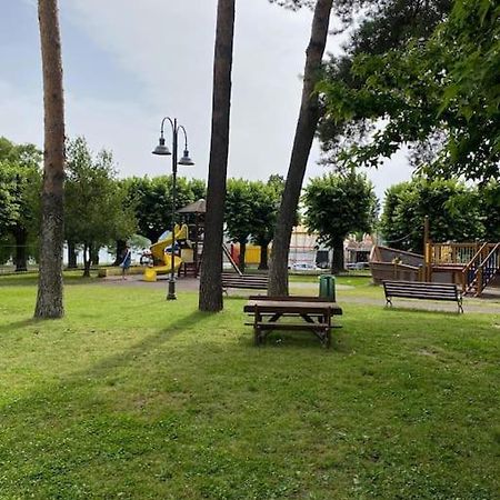 Apartament La Casa Nel Borgo Angera Zewnętrze zdjęcie